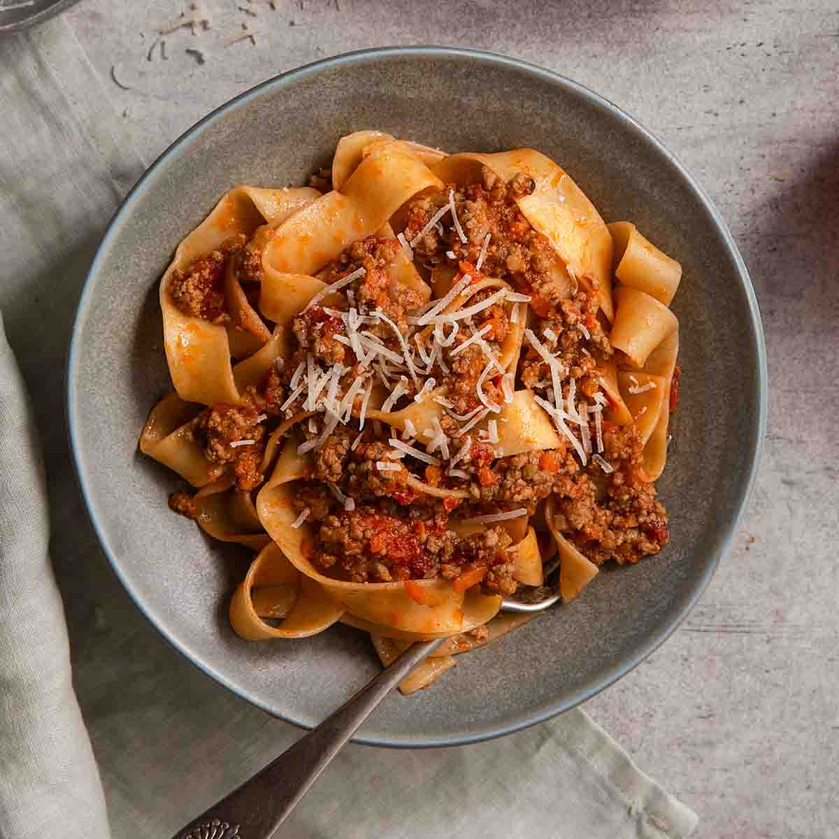 BOLOGNESE